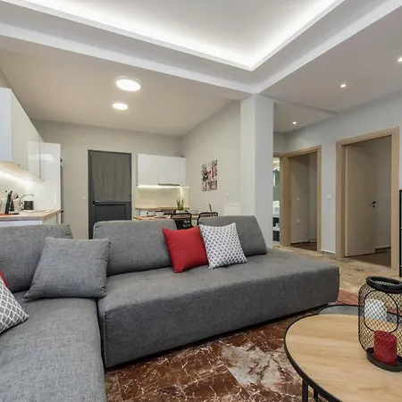 Bright & Stunning Flat In The Centre Apartment