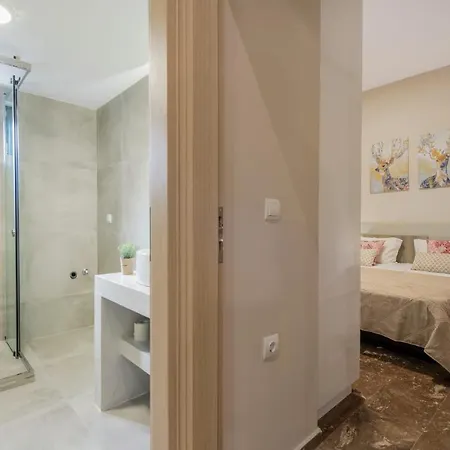 Bright & Stunning Flat In The Centre Zakynthos