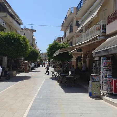 Bright & Stunning Flat In The Centre דירה *