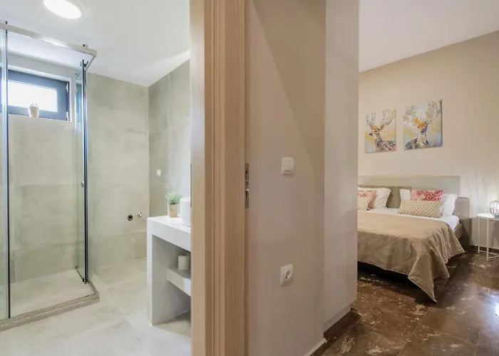 Bright & Stunning Flat In The Centre Zakynthos